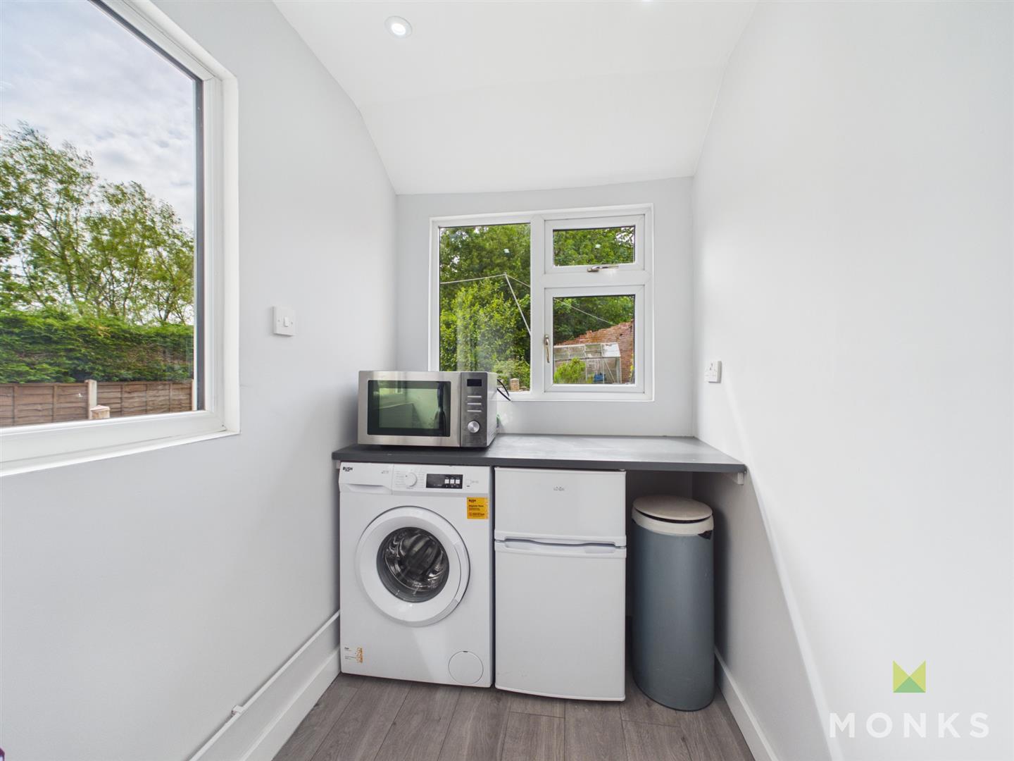 82 White Hart, Shrewsbury, SY3 7TE For Sale